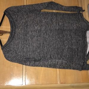 Grey sweater/sweatshirt